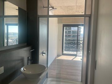 Excelente, Loft  divisible con cochera en VENTA, Sector Ciudad  en Quartier Del Bajo . Torre 2.