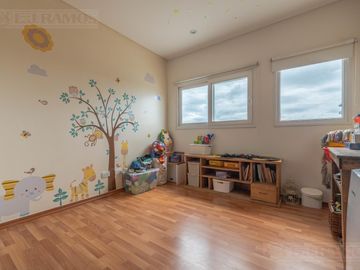 Casa en venta en el Barrio Vistas - Puertos / Escobar