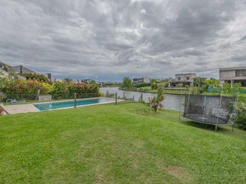 Casa en venta en el Barrio Vistas - Puertos / Escobar
