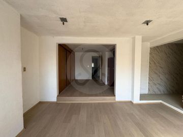 Casa en venta en Jardines del Alba