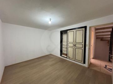 Casa en venta en Jardines del Alba