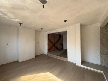 Casa en venta en Jardines del Alba