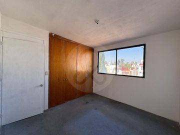 Casa en venta en Jardines del Alba