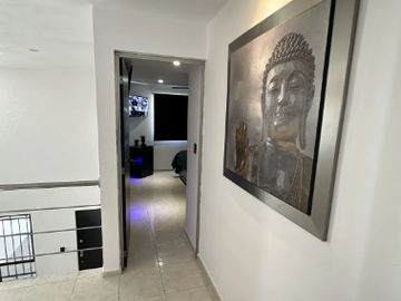 CASA EN VENTA EN COLONIA LAS AMERICAS EN ESQUINA