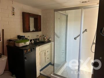 Casa en Venta en PASAJE EL ESPINO 8163 CERRILLOS