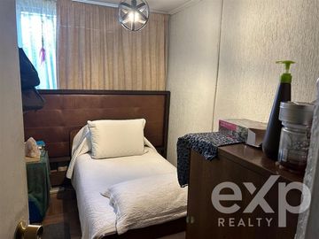 Casa en Venta en PASAJE EL ESPINO 8163 CERRILLOS