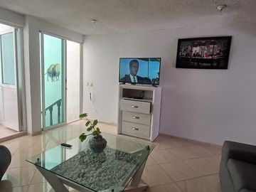 !Hazla tuya! Hermosa Casa con balcón en Venta en Toluca