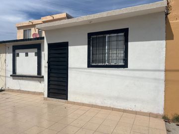 CASA EN VENTA EN JOYAS DEL DESIERTO, TORREON COAHUILA