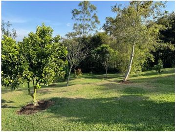 Venta de Hermosa Casa Campestre Cerca del Aeropuerto