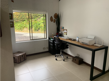 Venta de Casa en El Retiro en Unidad Cerrada Reserva Natural
