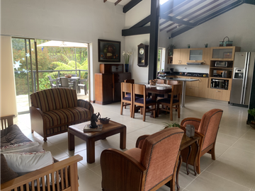 Venta de Casa en El Retiro en Unidad Cerrada Reserva Natural