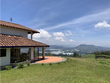 Venta de Hermoso Lote con Vista en Via la Ceja La Union