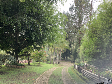 Venta de Hermosa Casa Finca Independiente en Rionegro