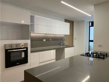 Venta de Apartamento en Exclusivo Conjunto Cerrado en Llanogrande