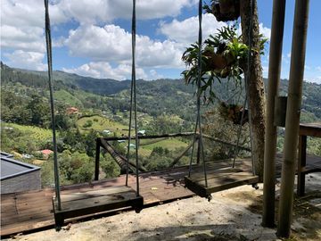 Venta Hermosa Casa de Lujo El Retiro Urb. Cerrada Vista Panoramica