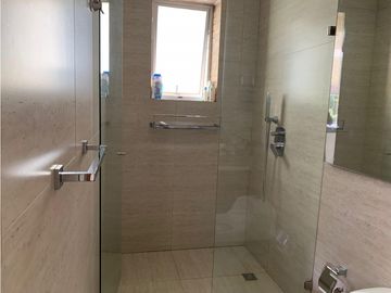 Venta Hermosa Casa de Lujo El Retiro Urb. Cerrada Vista Panoramica