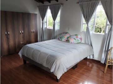Venta de Finca Tradicional en Llanogrande Ubicación y Topografía Plana