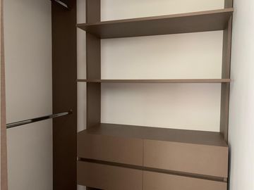 Venta de Hermosa Casa en El Retiro, Urbanización Cerrada y Ubicación