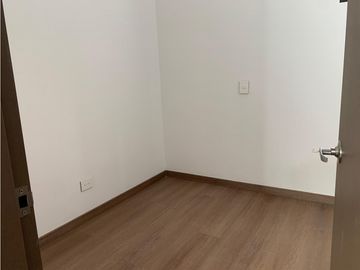 Venta de Hermosa Casa en El Retiro, Urbanización Cerrada y Ubicación