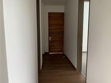 Venta de Hermosa Casa en El Retiro, Urbanización Cerrada y Ubicación
