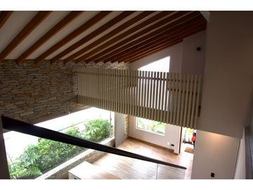 Venta de Casa en Unidad Cerrada El Retiro Sector La María