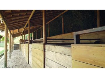 Venta de Finca en Guarne, Caballos y Agro, Cerca Aeropuerto