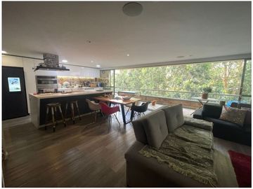 Hermoso Penthouse Duplex en Venta Sabaneta Sector Aves Marías