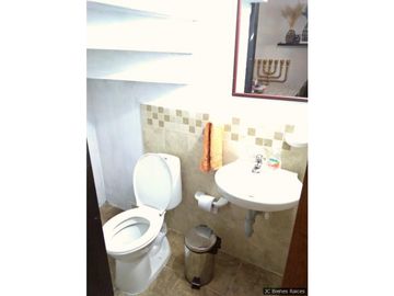 Venta de Casa en Zona Urbana de la Ceja, Cerca al Viva