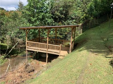 Venta de Hermosa Casa En Exclusiva Unidad Cerrada a Minutos de La Ceja
