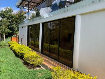 Venta de Hermosa Casa En Exclusiva Unidad Cerrada a Minutos de La Ceja