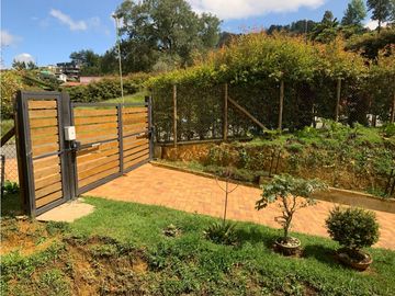 Venta de Hermosa Casa En Exclusiva Unidad Cerrada a Minutos de La Ceja