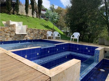 Venta de Hermosa Casa En Exclusiva Unidad Cerrada a Minutos de La Ceja