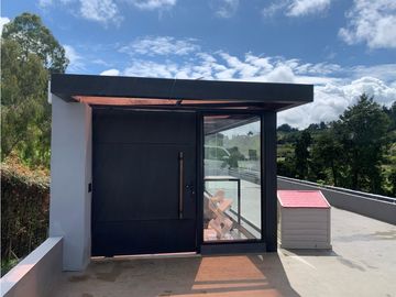 Venta de Hermosa Casa En Exclusiva Unidad Cerrada a Minutos de La Ceja