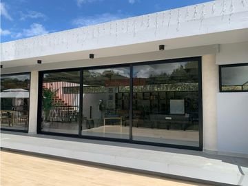 Venta de Hermosa Casa En Exclusiva Unidad Cerrada a Minutos de La Ceja