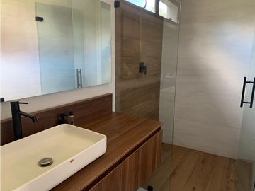 Venta de Hermosa Casa En Exclusiva Unidad Cerrada a Minutos de La Ceja