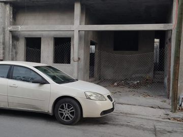Oportunidad en Casa para terminar/remodelar en La Rosita, Guadalupe, N. L.