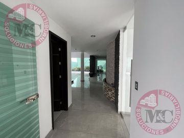 Casa de Lujo en Venta en Cerrada San Miguel, Aguascalientes