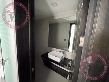 Casa de Lujo en Venta en Cerrada San Miguel, Aguascalientes