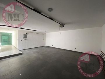 Casa de Lujo en Venta en Cerrada San Miguel, Aguascalientes