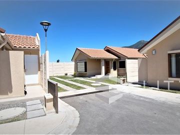 Casa en Venta en (JDS) Casa en condominio OPORTUNIDAD!!