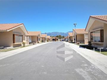 Casa en Venta en (JDS) Casa en condominio OPORTUNIDAD!!