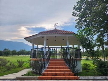QUINTA EN VENTA EN COL. ATONGO DE ARRIBA EN CADEREYTA JIMENEZ  N.L.