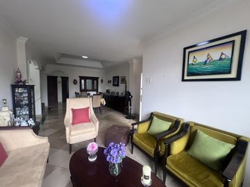 Casa rentera en venta en alborada 5ta etapa  AndB