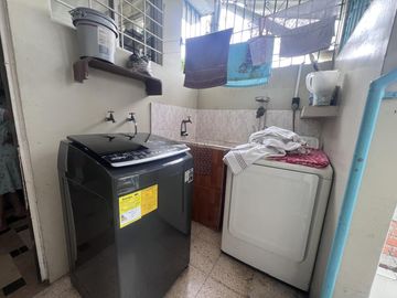 Casa rentera en venta en alborada 5ta etapa  AndB