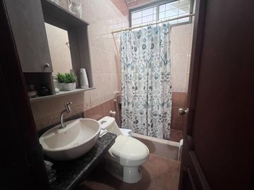 Casa rentera en venta en alborada 5ta etapa  AndB