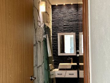CASA EN RENTA CON SEGURIDAD EN LOMAS VERDES 6A SECCIÓN, NAUCALPAN DE JUÁREZ