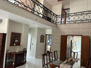 CASA EN RENTA CON SEGURIDAD EN LOMAS VERDES 6A SECCIÓN, NAUCALPAN DE JUÁREZ