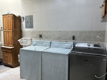 CASA EN RENTA CON SEGURIDAD EN LOMAS VERDES 6A SECCIÓN, NAUCALPAN DE JUÁREZ