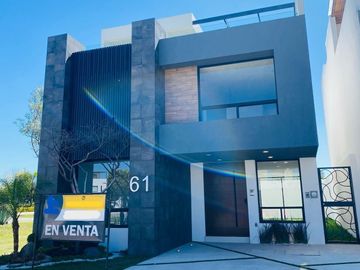 Casa nueva en Venta en Lomas de Angelópolis III