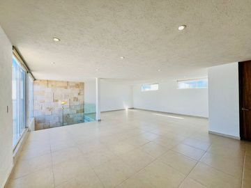 Casa en Venta en Lomas de Angelópolis II